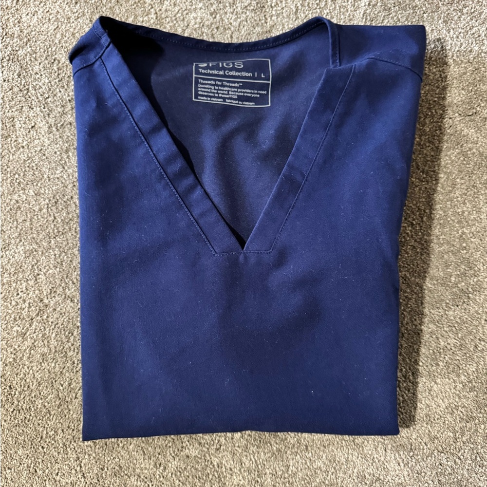 Figs Navy Casma Scrub Top